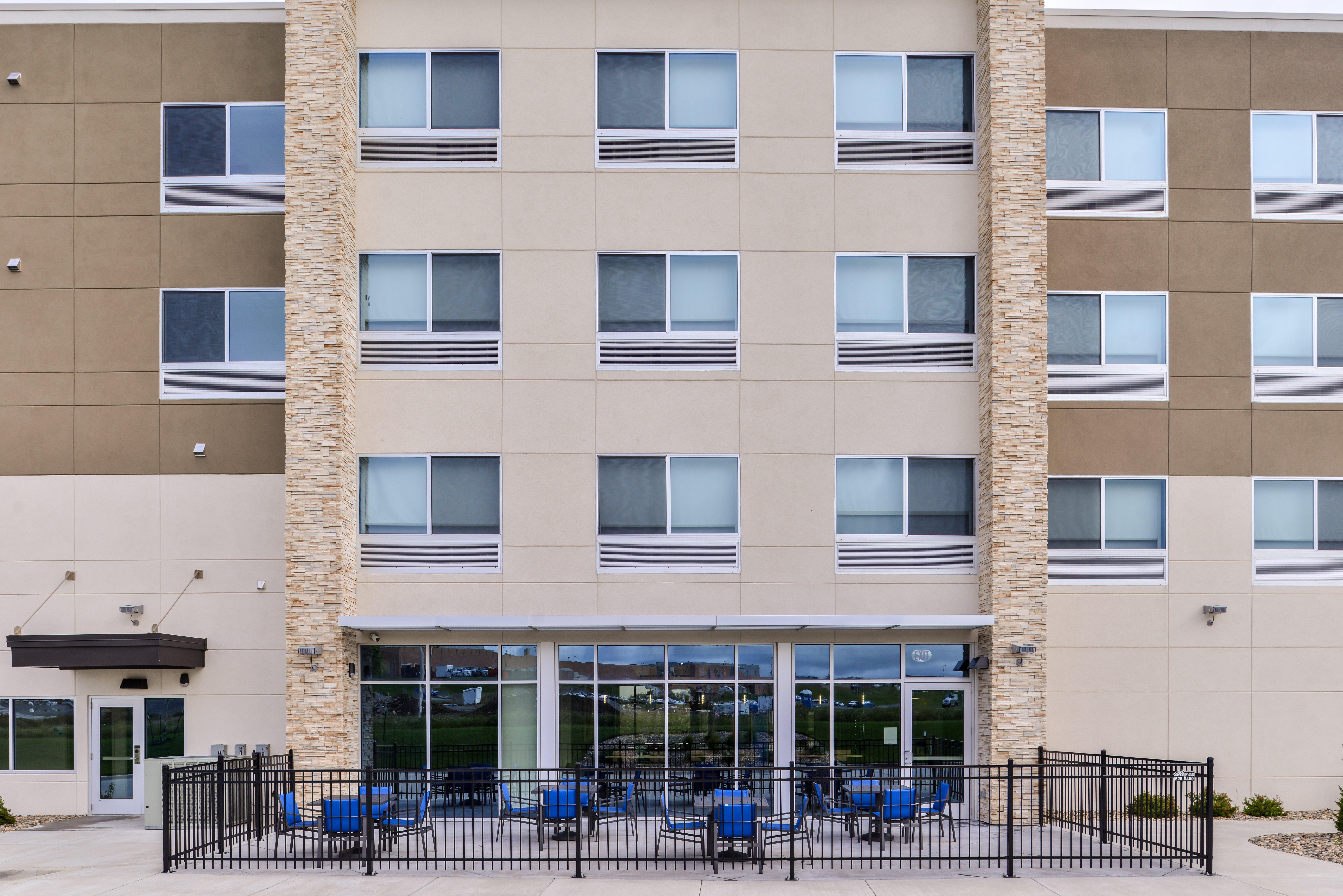 Holiday Inn Express & Suites - Kansas City - Lee'S Summit By Ihg Lee's Summit Exterior foto
